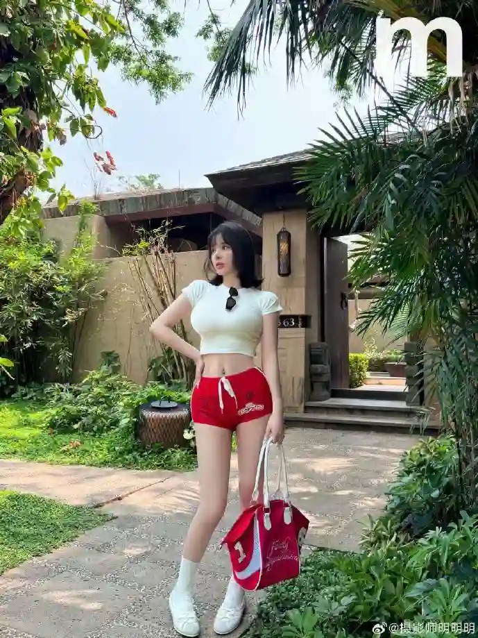 怪兽 下载用户增长曲线